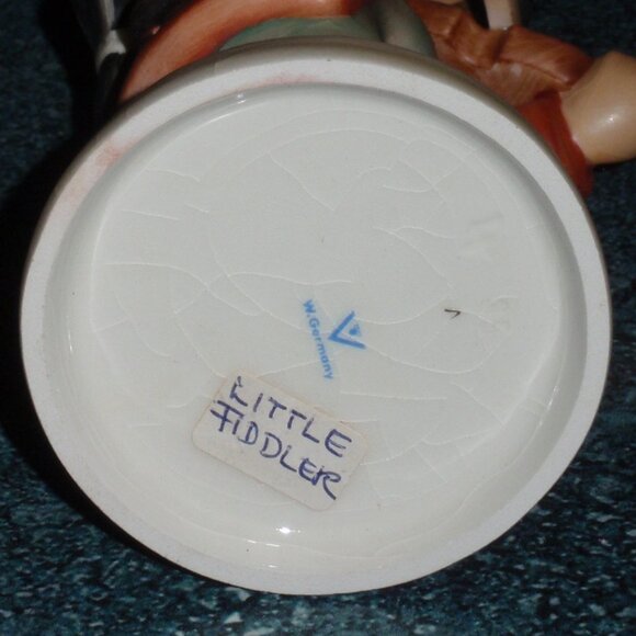 "Little Fiddler" Goebel Hummel Collectible Figurine TMK3 CUTE COLLECTIBLE GIFT! - Picture 9 of 9